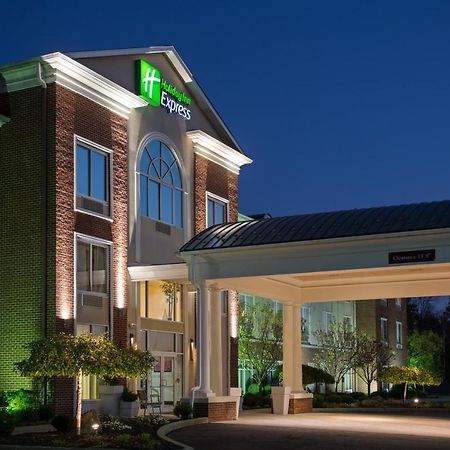 Holiday Inn Express Hotel & Suites Youngstown North-Warren/Niles By Ihg Exterior photo