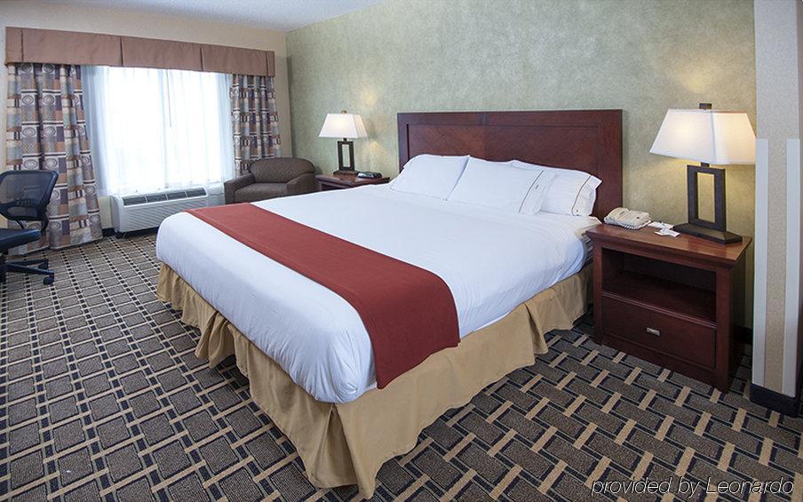 Holiday Inn Express Hotel & Suites Youngstown North-Warren/Niles By Ihg Room photo